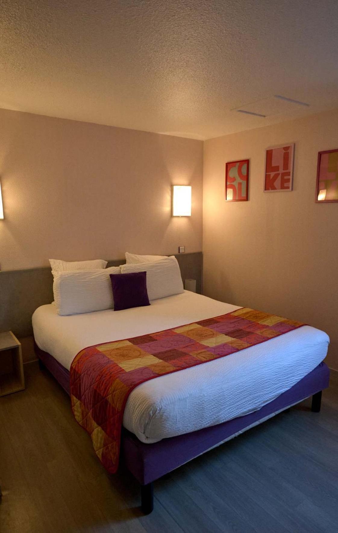 Logis Hotel Le Moulin Des Gardelles Riom Εξωτερικό φωτογραφία