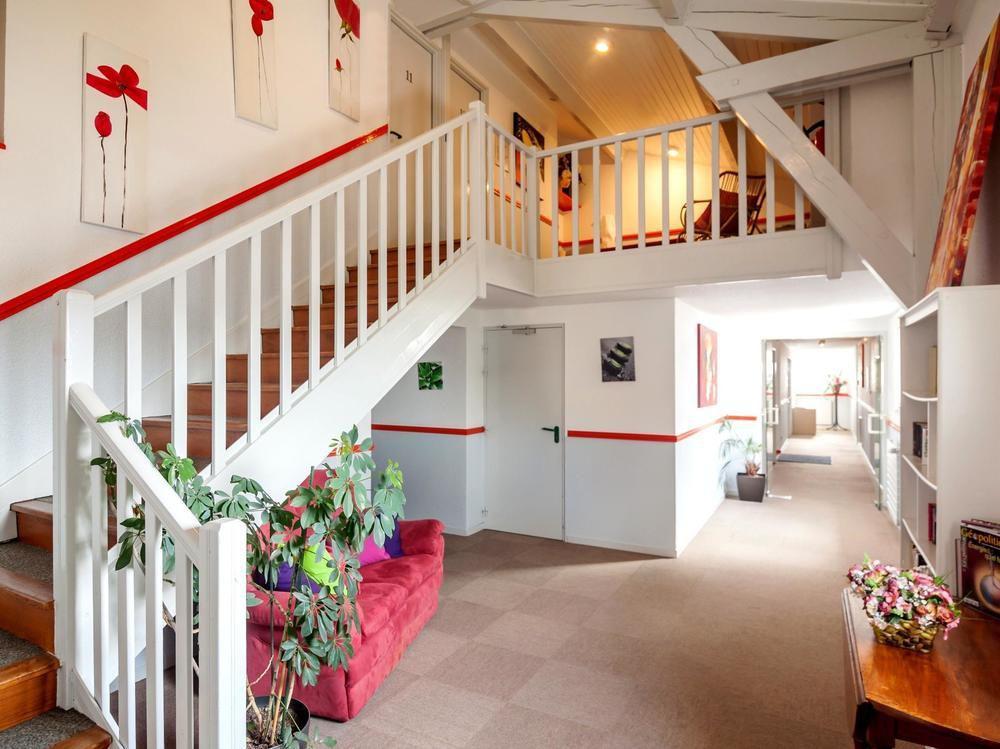 Logis Hotel Le Moulin Des Gardelles Riom Εξωτερικό φωτογραφία