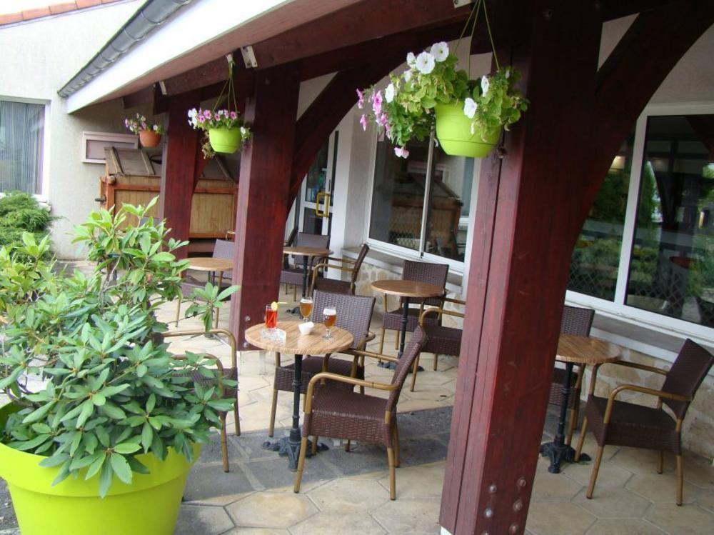 Logis Hotel Le Moulin Des Gardelles Riom Εξωτερικό φωτογραφία