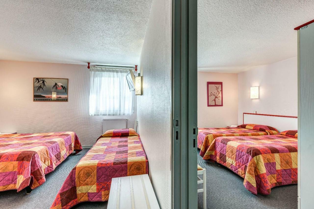 Logis Hotel Le Moulin Des Gardelles Riom Εξωτερικό φωτογραφία